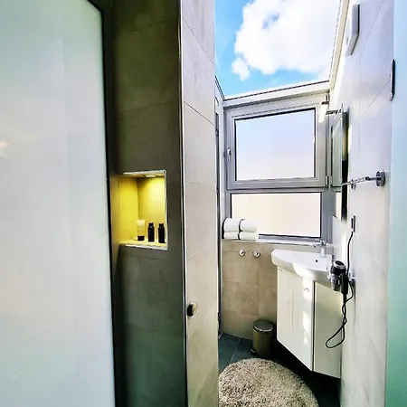 Apartman Center - Modern With View Szófia